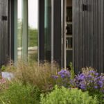 Charlie Luxton Design – Class Q Barn – Exterior Planting